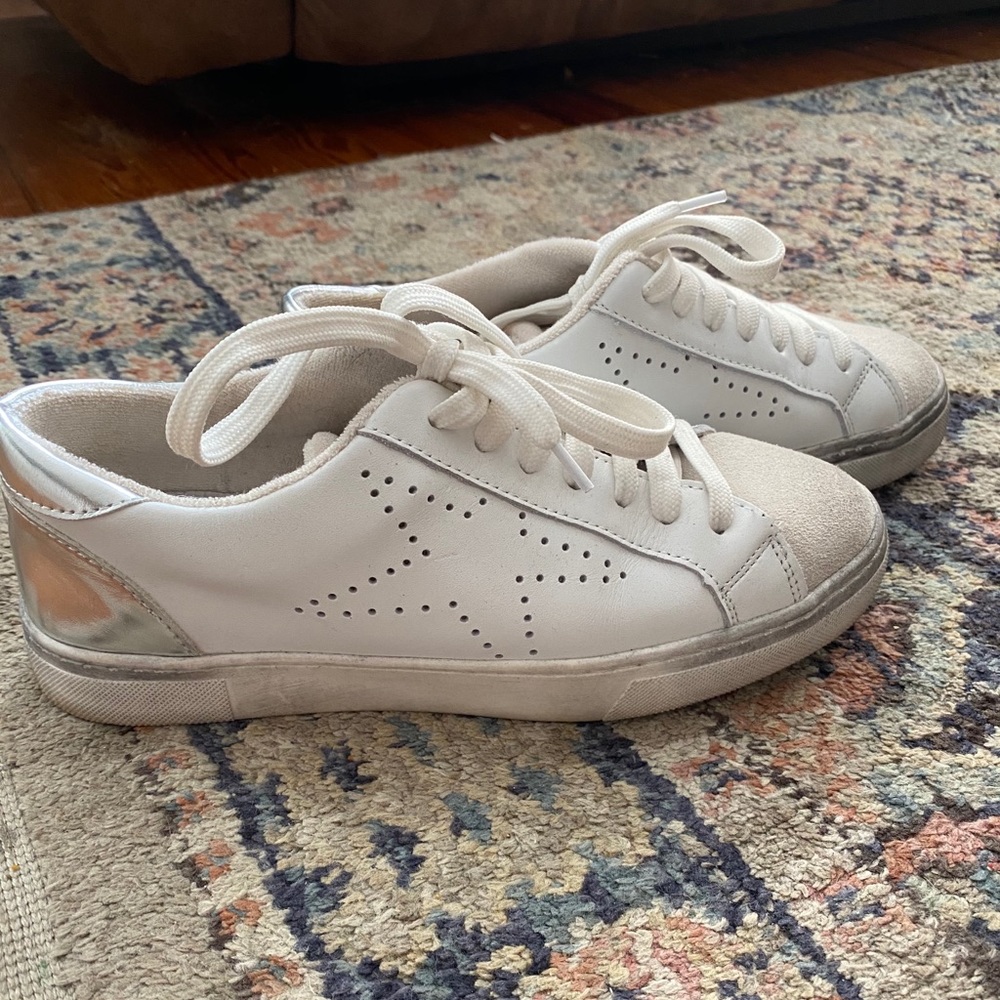 Steve Madden Sneaker
